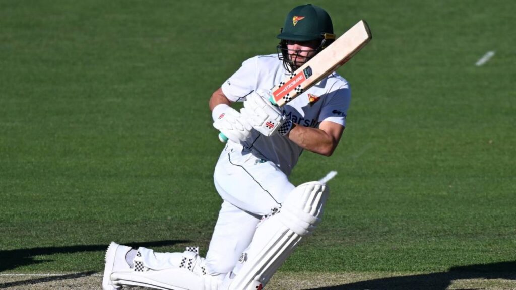 Caleb Jewell and Wayne Madsen Power Derbyshire to 342-3 vs Northamptonshire