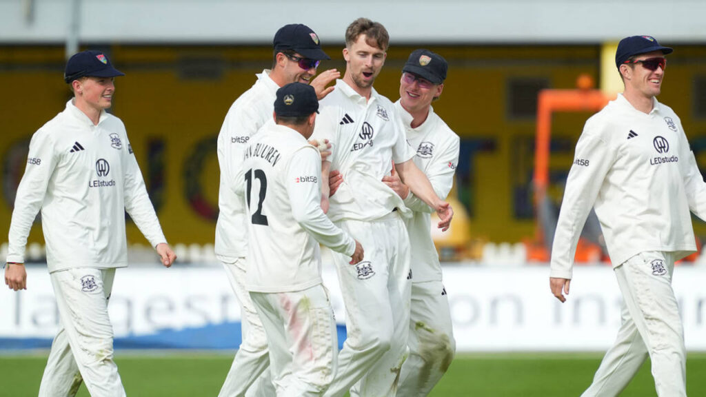 Gloucestershire Fight Back Against Northants in Bristol Thriller