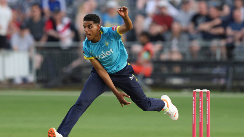 Jansen and de Lange Lead Gloucestershire to Stunning Victory Over Warwickshire