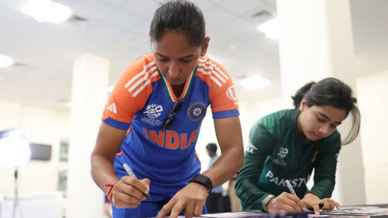 Sunday at T20 World Cup: It's India vs Pakistan, and a debut for Netherlands 2 388356.6