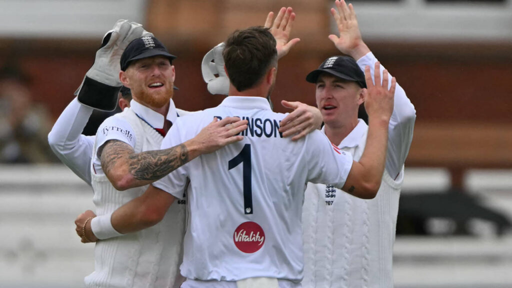 Robinson double-strike moves England closer between showers: Day 3 Report at Lord’s