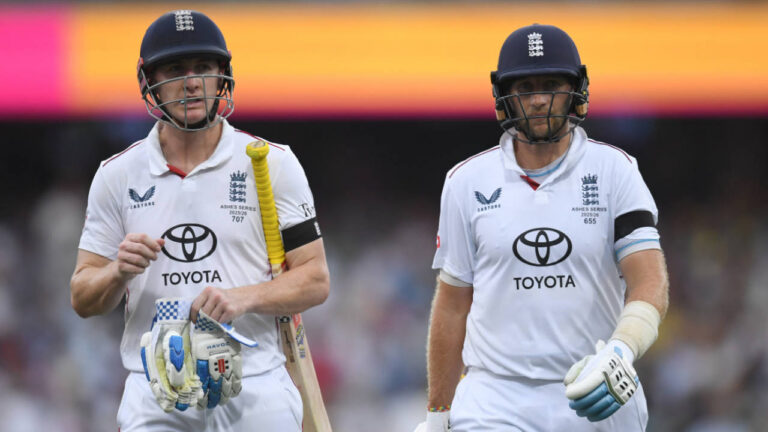 Rob Key on Test captaincy: 'Joe Root is the man that gets England out of a hole' 2 418135.6
