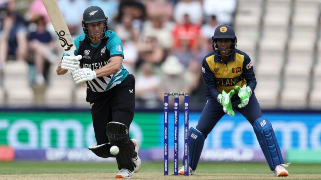 New Zealand bowl in must-win match with Sophie Devine, Lea Tahuhu back